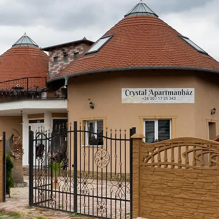 Crystalapartmanhaz Apartment Gyula