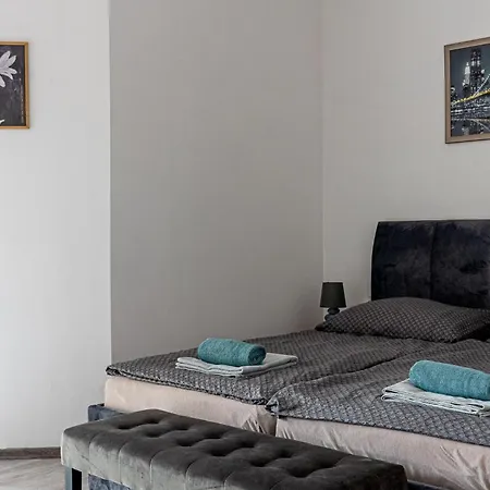 Crystalapartmanhaz Apartment